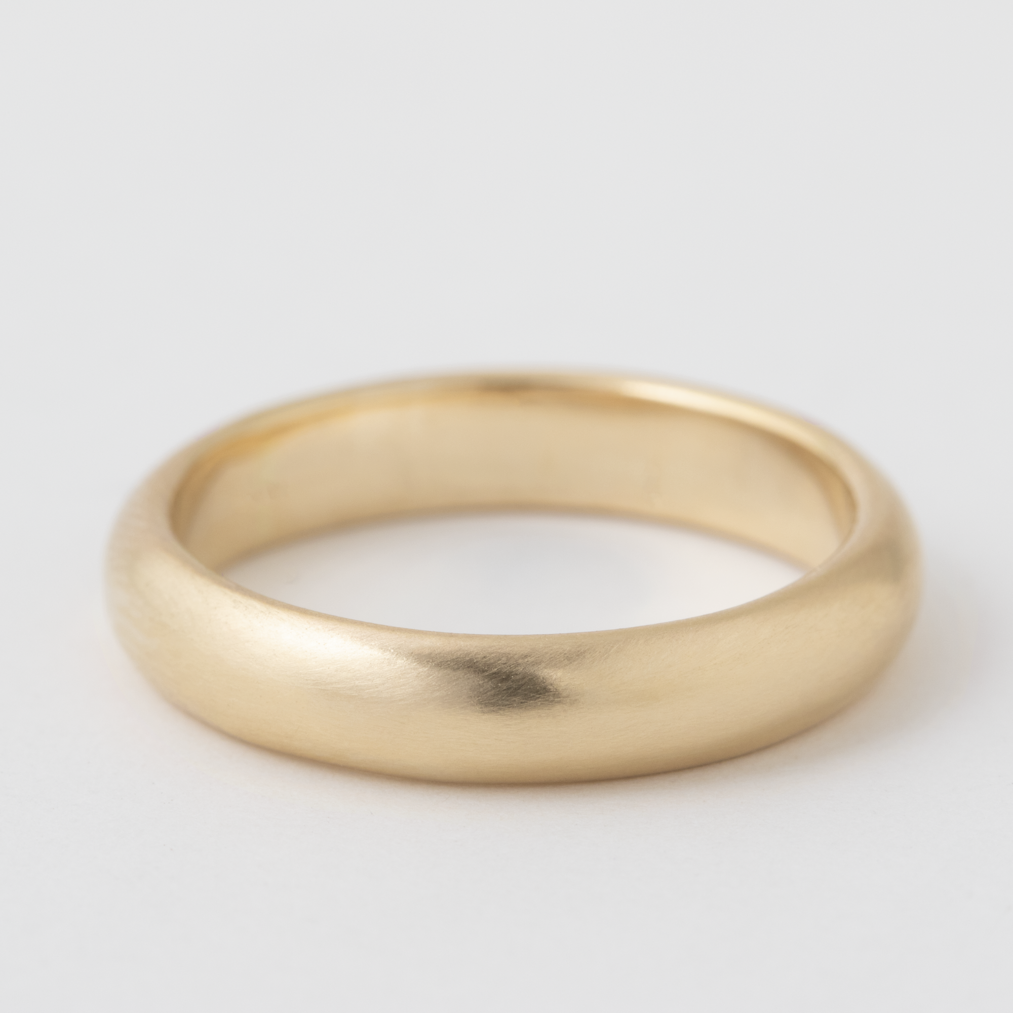 4mm Domed Smooth Solid Band - 14k Yellow Gold Default Title Unisex Rings 193c01b7e1d2343718b6d3438247aa22c5f29c3f9fca62d9de87899aa6caefe3