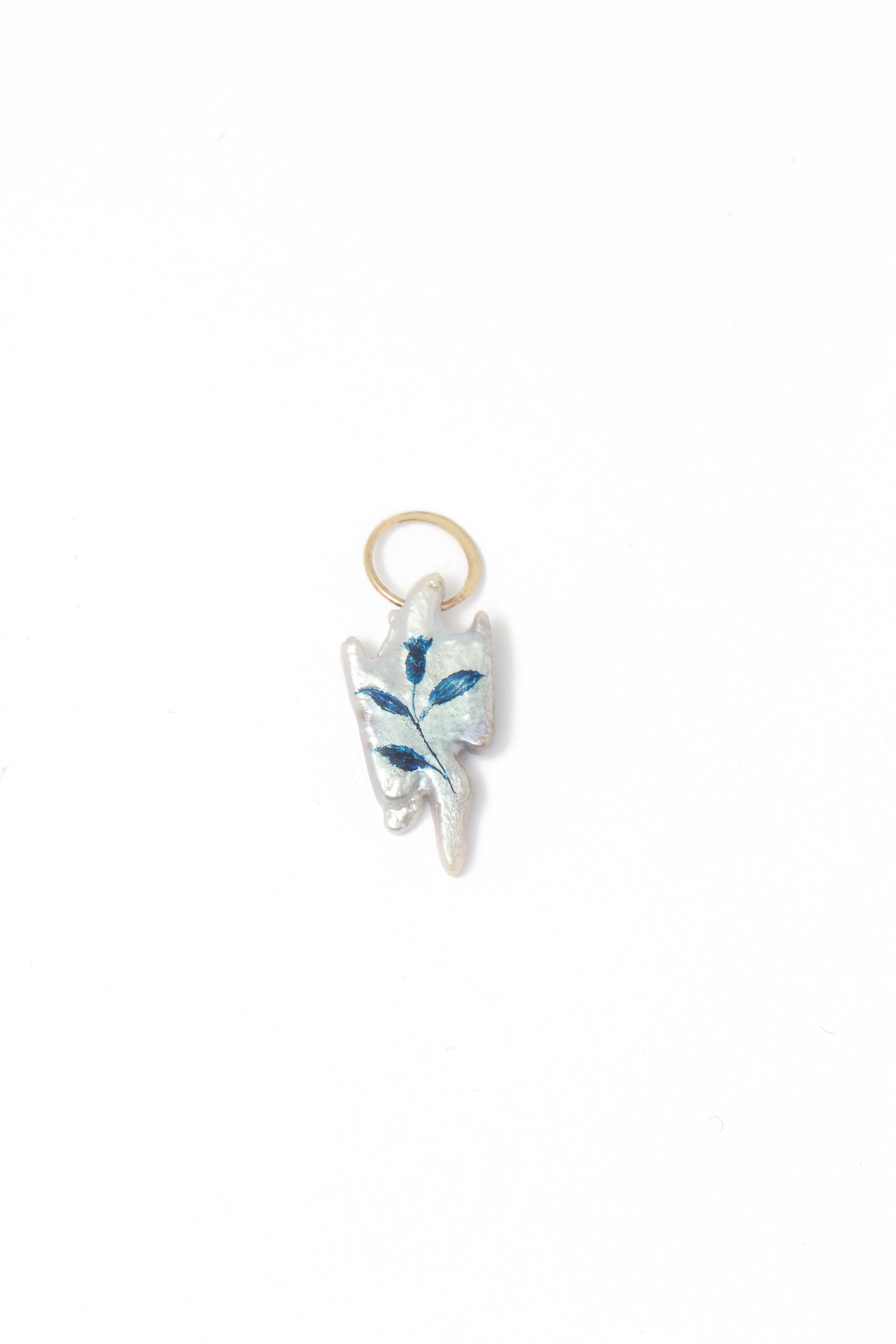 MJM X Alyssa Goodman Hand-painted Pearl Charms 1 Charm 756A9430