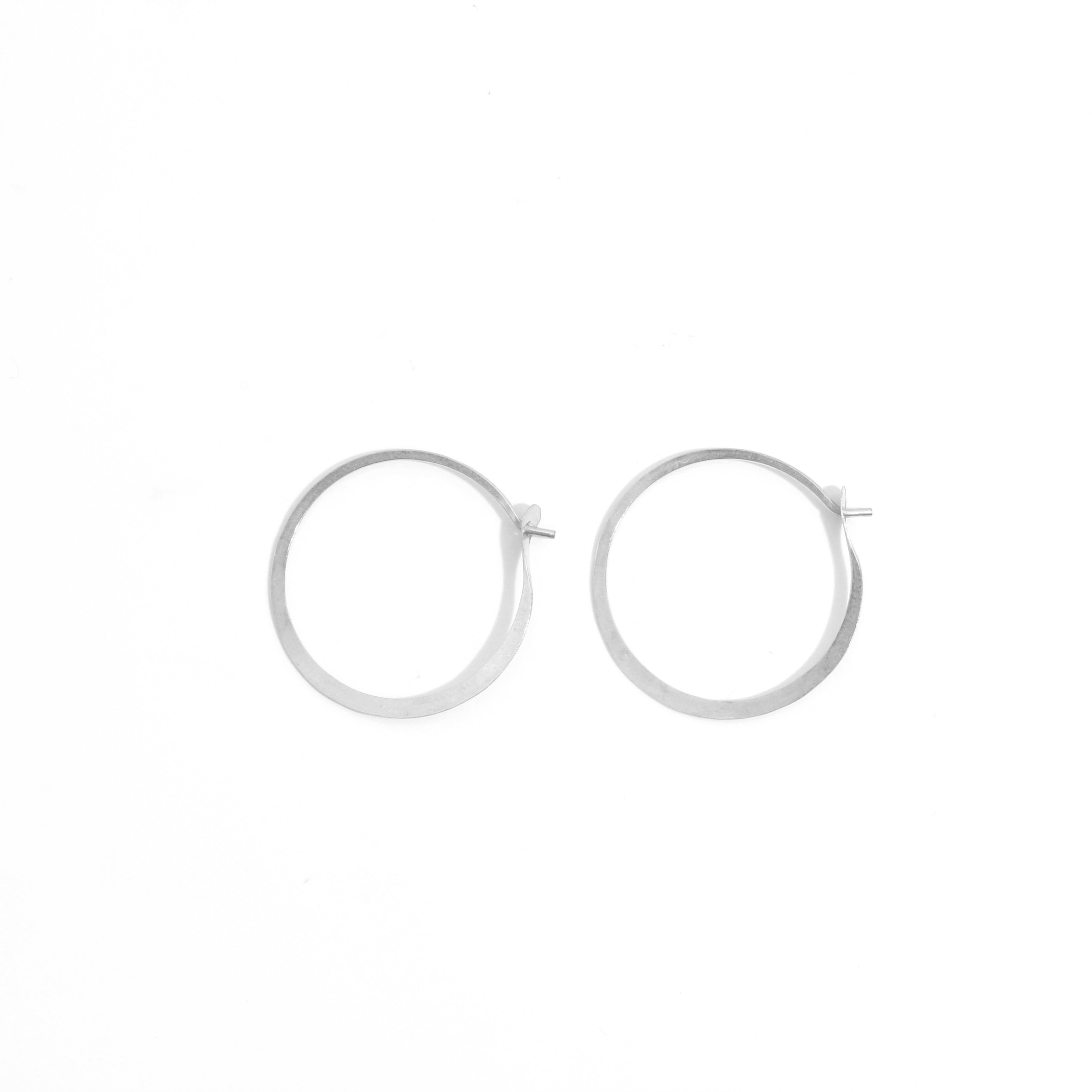 7/8 Inch Round Hoop Earrings silver Earrings LHS